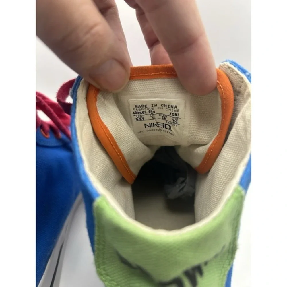 NIKE Bright Multicolored Youth 5.5‎ Kalli Brown